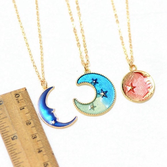 Orange Moon & Star Circle Pendant Gold Necklace - Picture 5 of 6